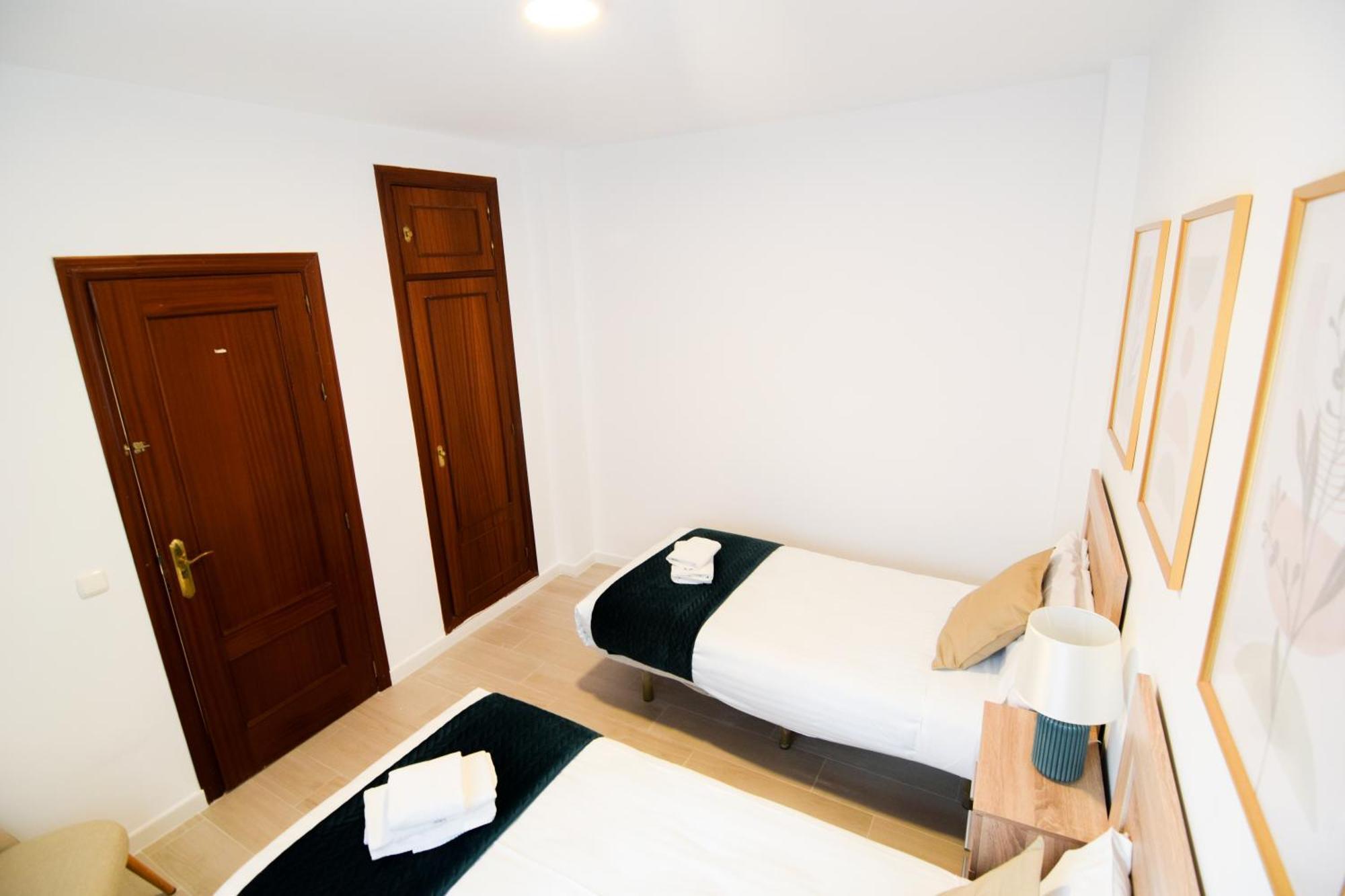 Letmalaga Cobblestone St. Apartamento Exterior foto